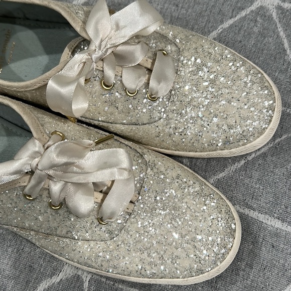 Kate Spade, Keds, Size 7 - Picture 4 of 6